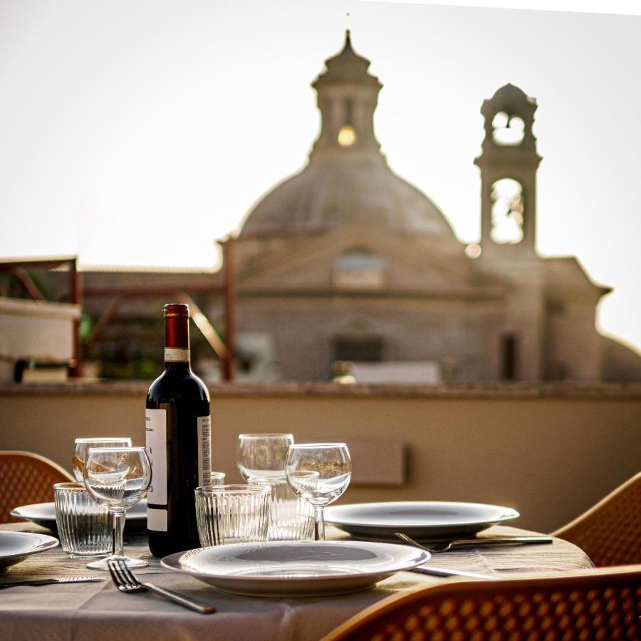Raffaello Terrace - Near Piazza Navona, Rome